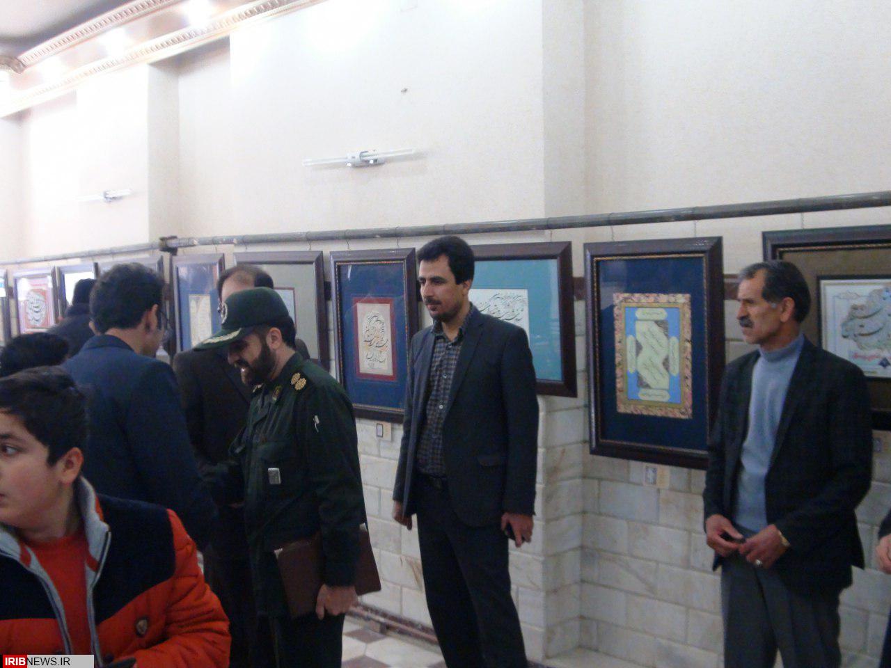 برپایی نمایشگاه خوشنویسی به نفع بیماران سرطانی در سنقر و کلیایی