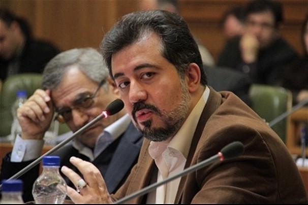 نباید از امکانات شهری در راستای اقدامات یک حزب استفاده شود نباید از امکانات شهری در راستای اقدامات یک حزب استفاده شود