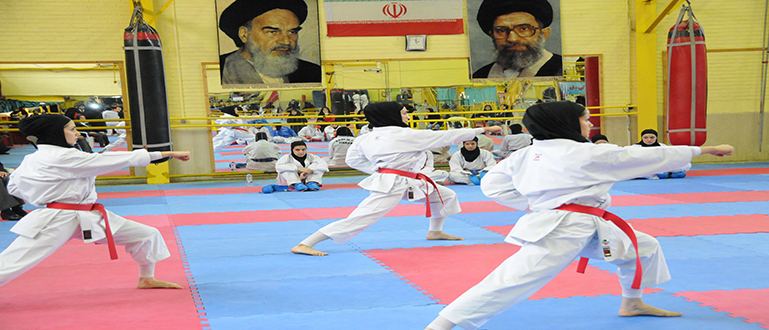 آغاز مسابقات سوپرلیگ کاراته بانوان به تعویق افتاد