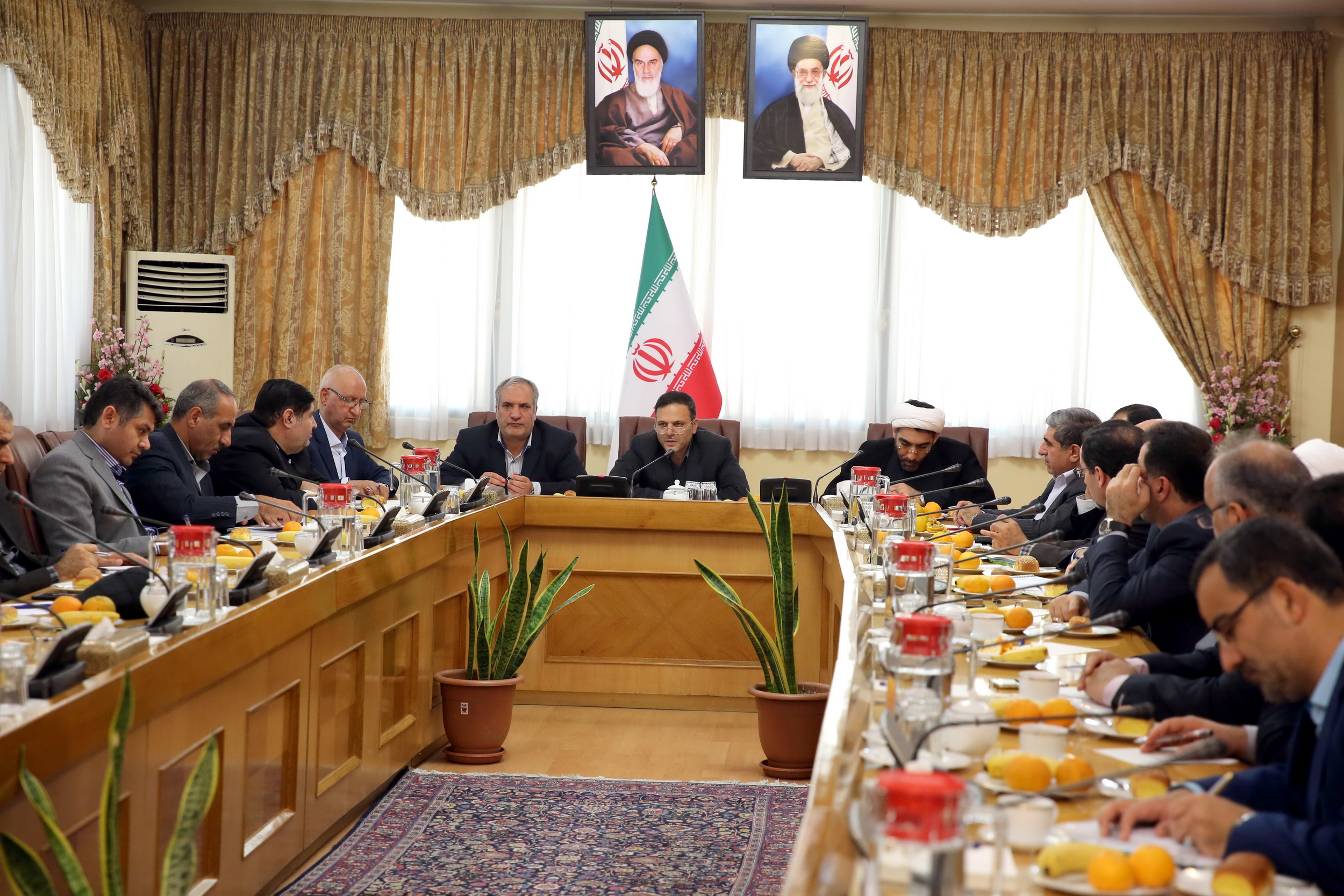 باید با بهره گیری از فناوری‌های نوین، به جای برخورد‌های موردی، رویه‌ها را اصلاح کنیم