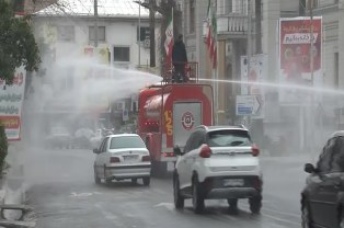 تلاش نیروهای عرصه سلامت برای ضد عفونی قائم شهر تلاش نیروهای عرصه سلامت برای ضد عفونی قائم شهر