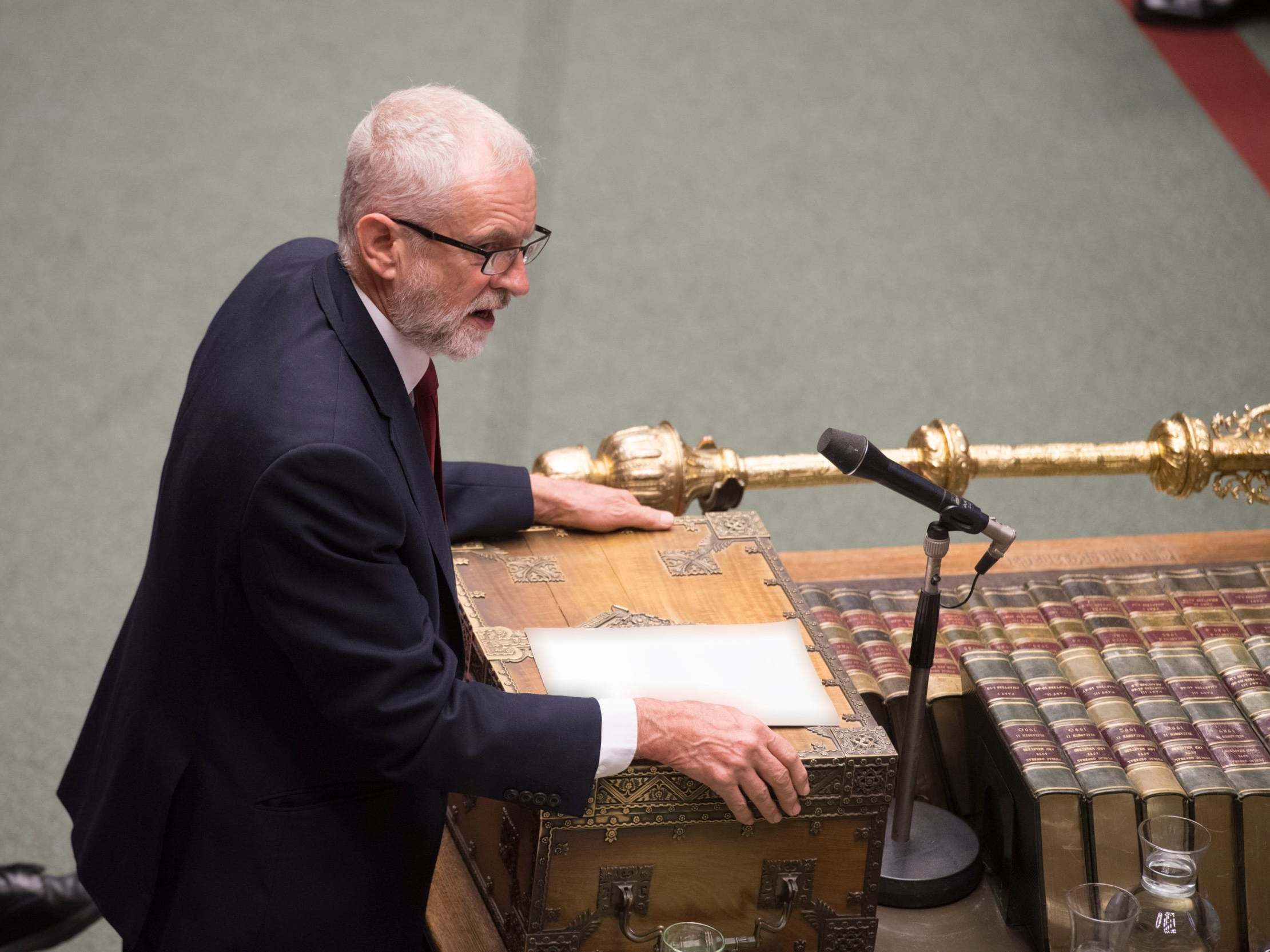 مخالفت با برگزاری انتخابات زود هنگام