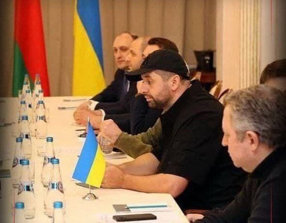 لحظه به لحظه با تحولات اوکراین؛نظامیان روسیه وارد خارکیف شدند لحظه به لحظه با تحولات اوکراین؛نظامیان روسیه وارد خارکیف شدند