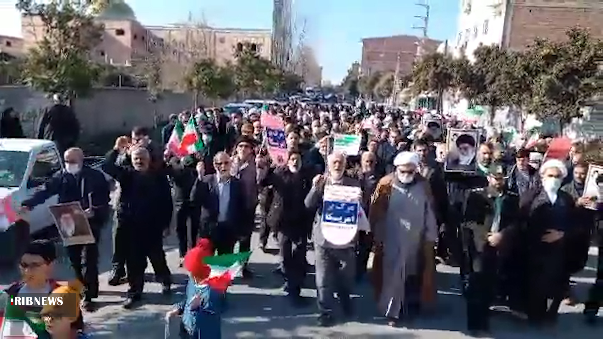 راهپیمایی سراسری نمازگزاران مازندرانی پس از اقامه نماز جمعه