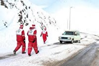 امداد رسانی به ۵۵ گرفتار در برف در جاده های استان کرمانشاه