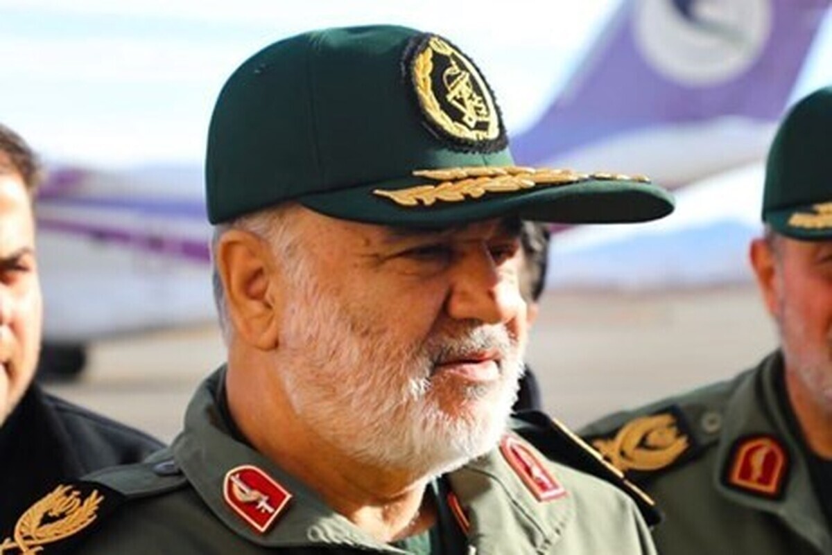 بازدید فرمانده کل سپاه از برگزاری رزمایش اقتدار پیامبر اعظم (ص) بازدید فرمانده کل سپاه از برگزاری رزمایش اقتدار پیامبر اعظم (ص)