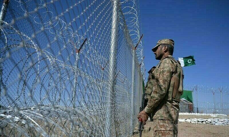 هلاکت ۸ تروریست در مرز پاکستان و افغانستان