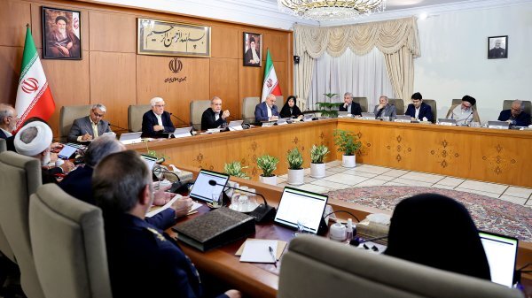 همه مراکز دولتی به پنلهای خورشیدی تجهیز میشوند همه مراکز دولتی به پنلهای خورشیدی تجهیز میشوند