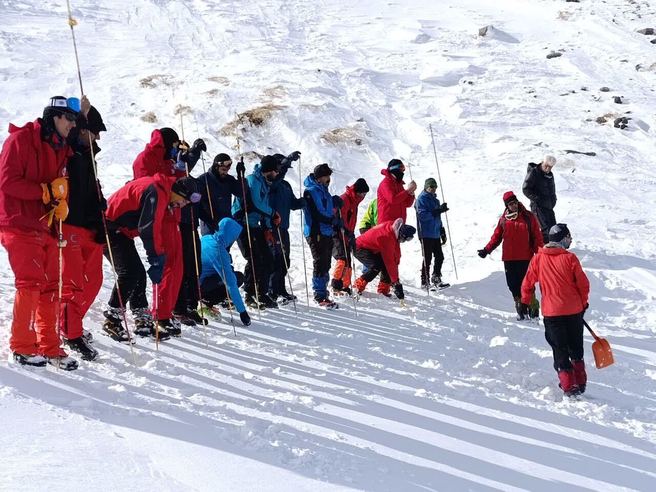 آغاز جستجوی مجدد برای یافتن کوهنورد مفقودی در ارتفاعات همدان آغاز جستجوی مجدد برای یافتن کوهنورد مفقودی در ارتفاعات همدان