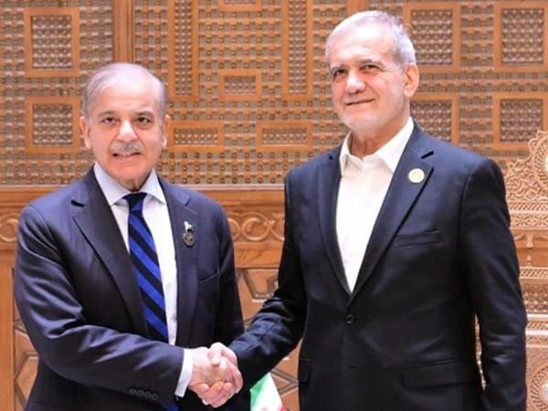 قدردانی پاکستان از تلاشهای صلحجویانه ایران برای کاهش تنش در جنوب آسیا قدردانی پاکستان از تلاشهای صلحجویانه ایران برای کاهش تنش در جنوب آسیا