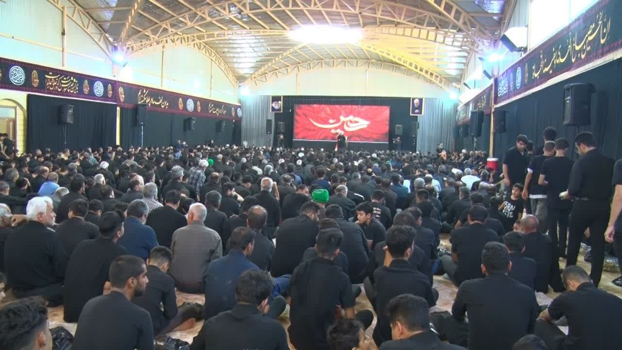 گردهمایی تجلیل از پیرغلامان و خادمان حسینی میبد
