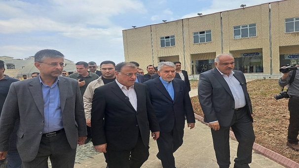 بازدید وزیر میراث فرهنگی از پل تاریخی و بازارچه صنایع دستی آق قلا