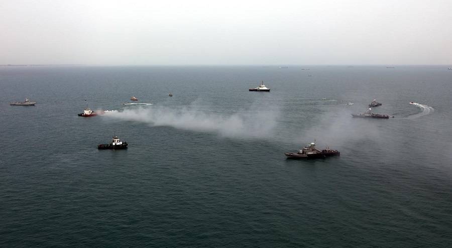 **** اجرای عملیات اطفای حریق توسط تیمهای امدادی ایران و روسیه **** اجرای عملیات اطفای حریق توسط تیمهای امدادی ایران و روسیه