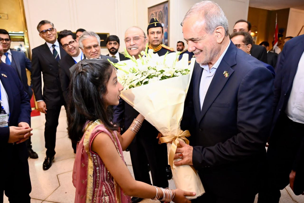 تمجدید زرداری از شجاعت ملت ایران در دفاع مقدس ۱۲ روزه