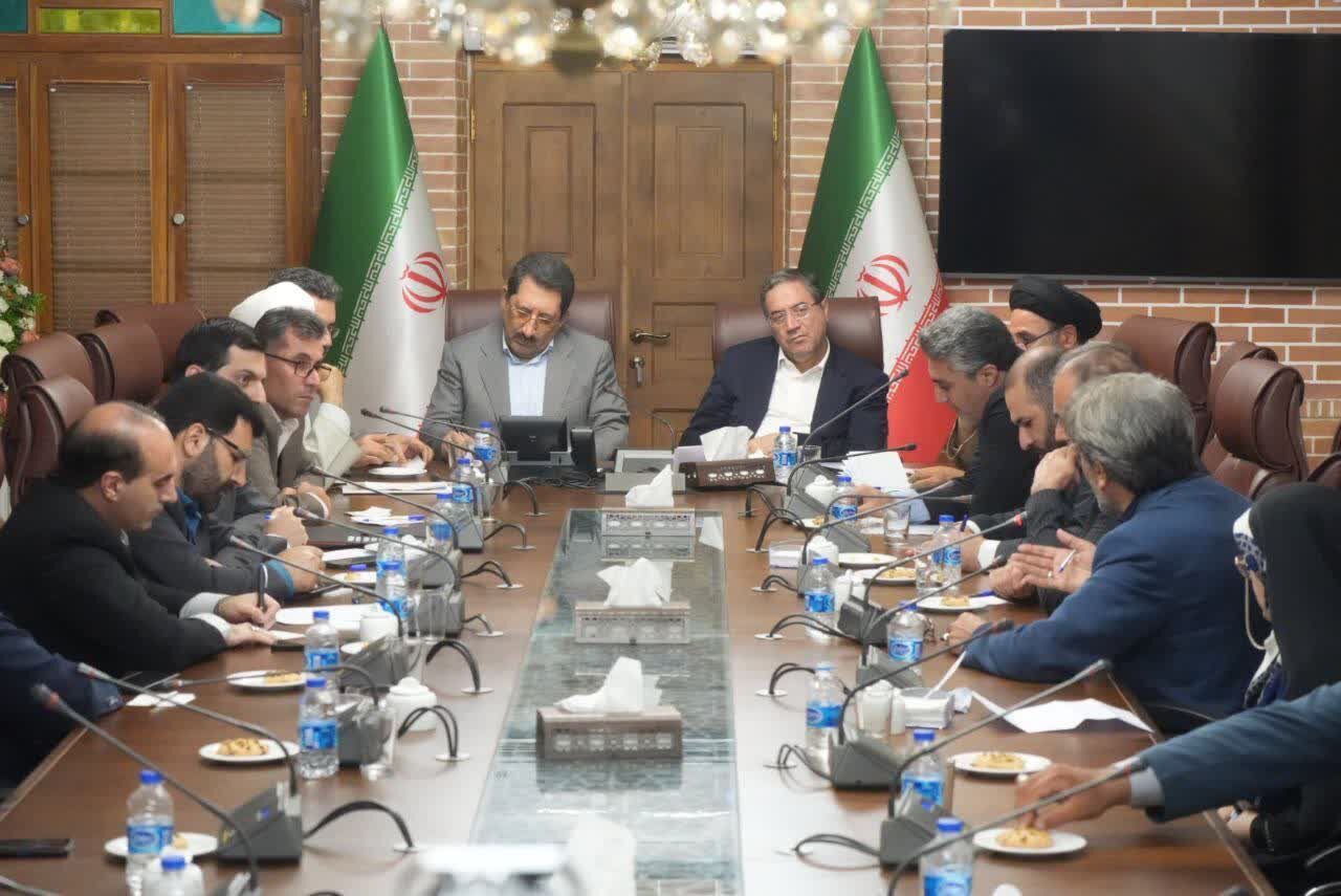 ورود ۱۰ هزار مگاوات برق تولیدی صنایع به شبکه سراسری