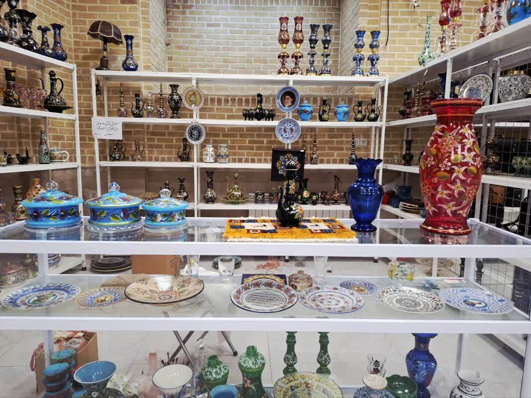 فروشگاه و نمایشگاه صنایع دستی دالان در همدان