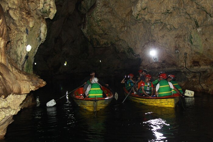 غار آبی سهولان که به‌عنوان دومین غار آبی بزرگ کشور