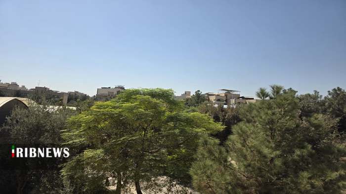 جو آرام بر فراز آسمان قم جو آرام بر فراز آسمان قم