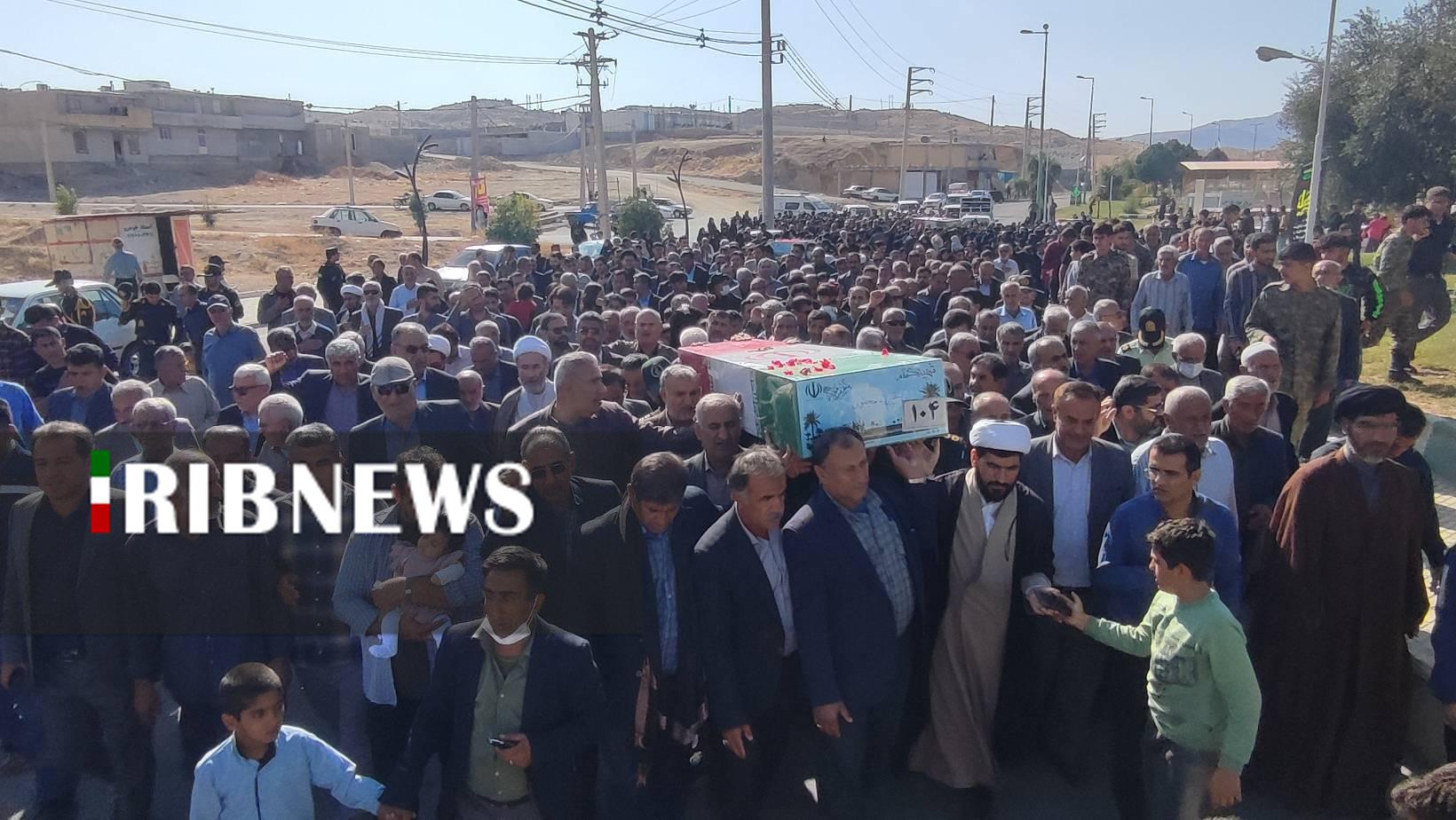 ورود کاوران شهیدان خوشنام به شهر لنده ورود کاوران شهیدان خوشنام به شهر لنده