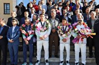 استقبال از مدال‌آوران بازی‌های آسیایی در شهرکرد