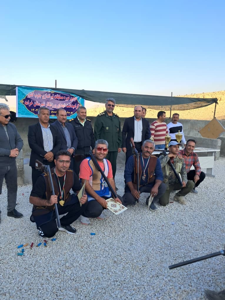 کازرون قهرمان مسابقات اهداف پروازی استان فارس