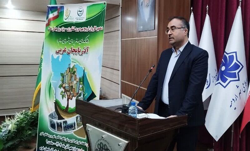 حرکت کاروان ترویج بهرهوری کشاورزی در ۲۰ شهرستان آذربایجانغربی حرکت کاروان ترویج بهرهوری کشاورزی در ۲۰ شهرستان آذربایجانغربی