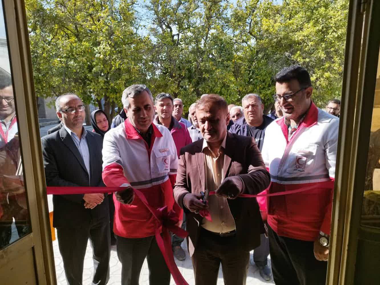 افتتاح خانه هلال در شهرک محمدآباد فیروزآباد افتتاح خانه هلال در شهرک محمدآباد فیروزآباد